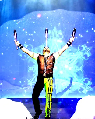 Cirque Musica Holiday Wonderland East Rutherford