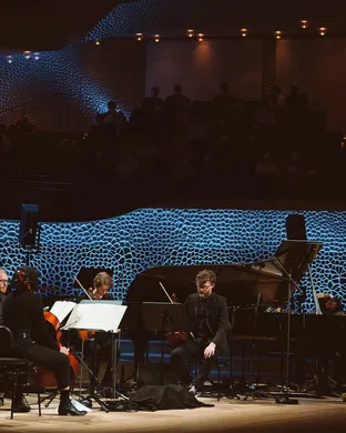 Max Richter Newark