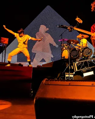 Young The Giant New York
